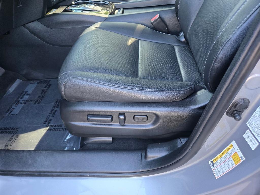 used 2022 Honda Pilot car, priced at $43,737