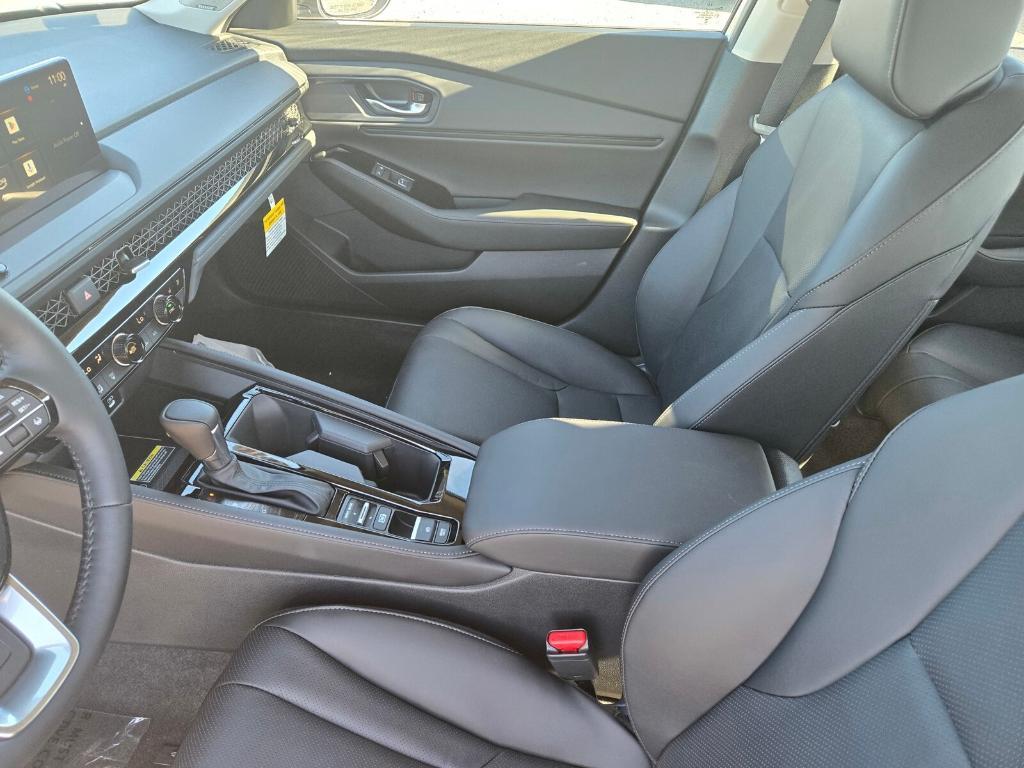 new 2025 Honda Accord Hybrid car, priced at $42,190