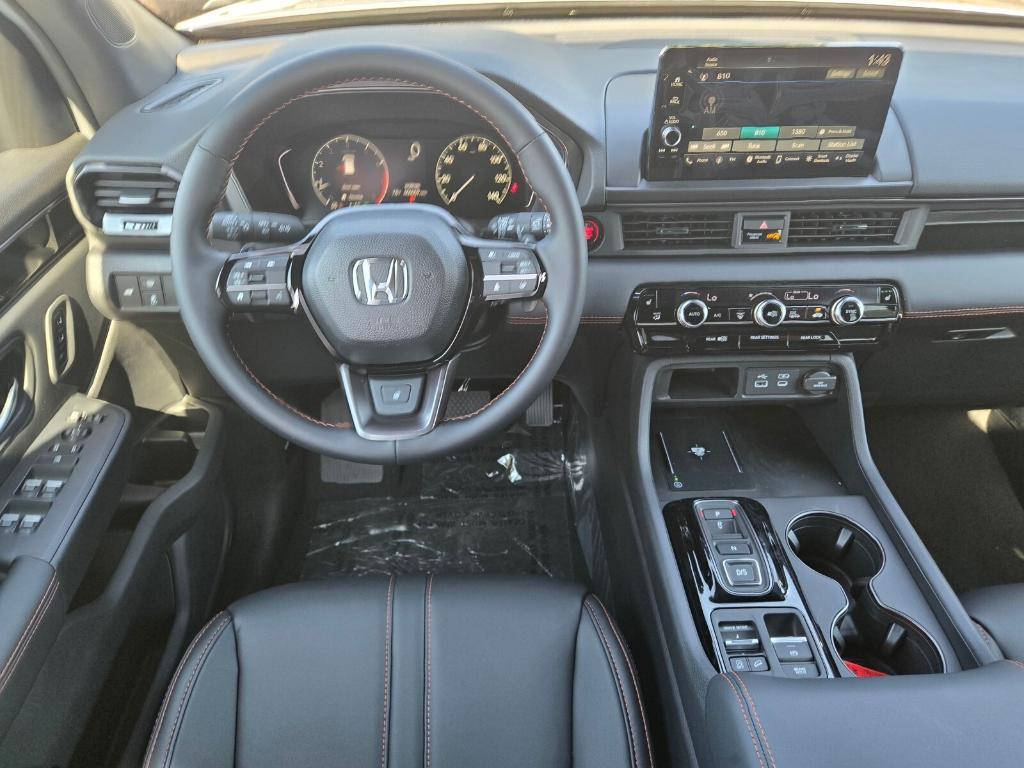new 2025 Honda Pilot car, priced at $52,545