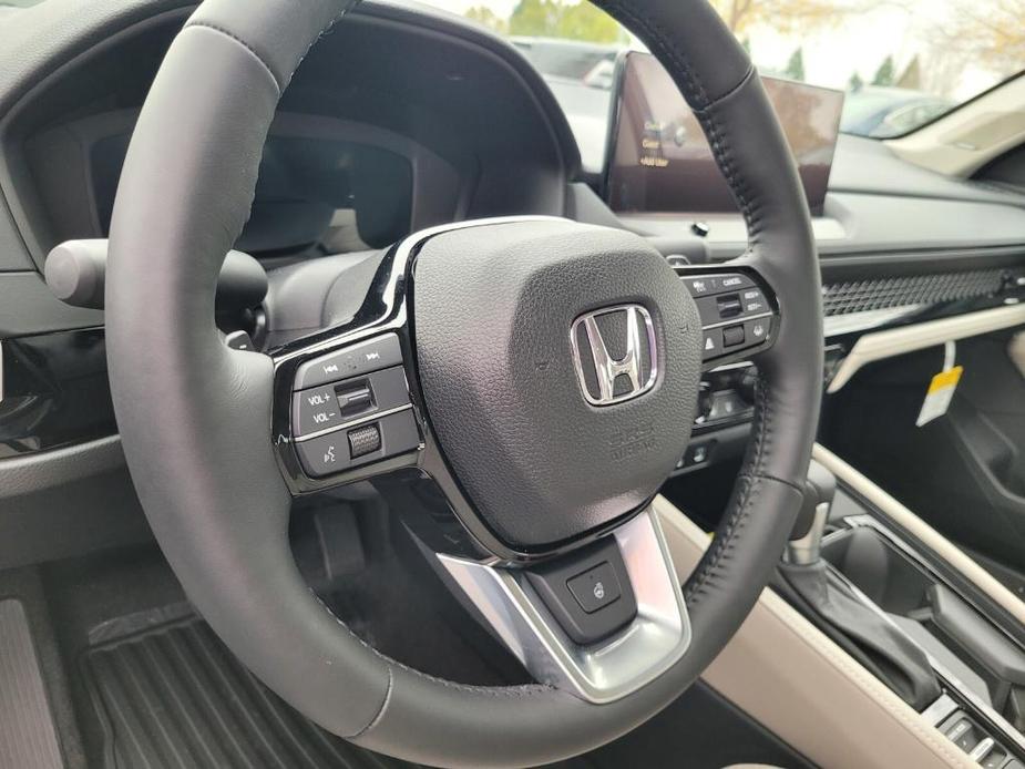 new 2025 Honda Accord Hybrid car, priced at $42,145