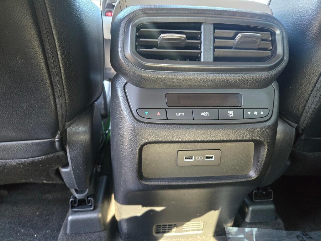 used 2023 Honda Pilot car, priced at $31,996