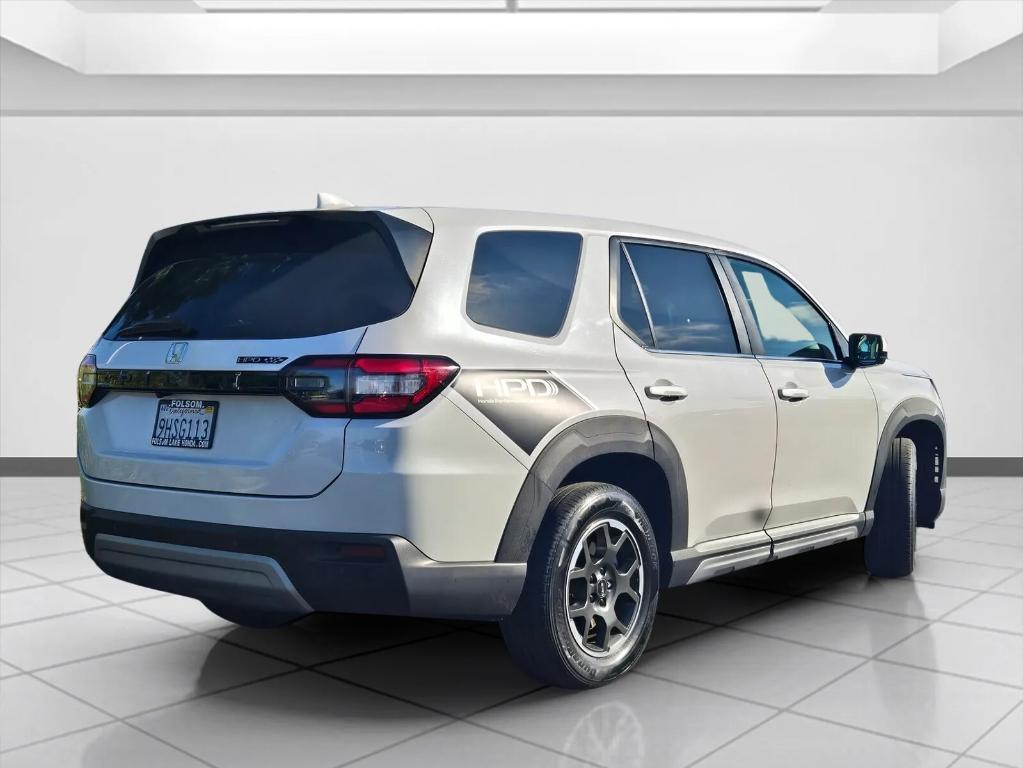 used 2023 Honda Pilot car, priced at $31,996