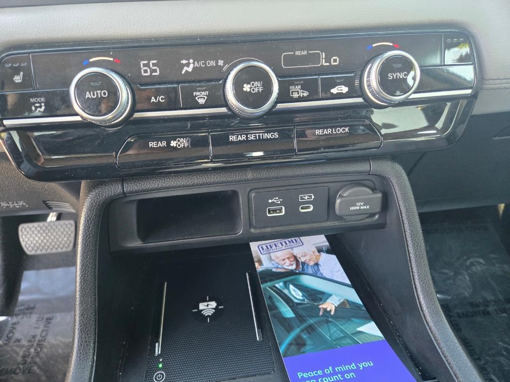 used 2023 Honda Pilot car, priced at $31,996