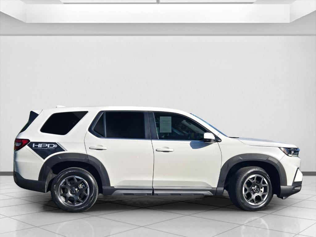 used 2023 Honda Pilot car, priced at $31,996