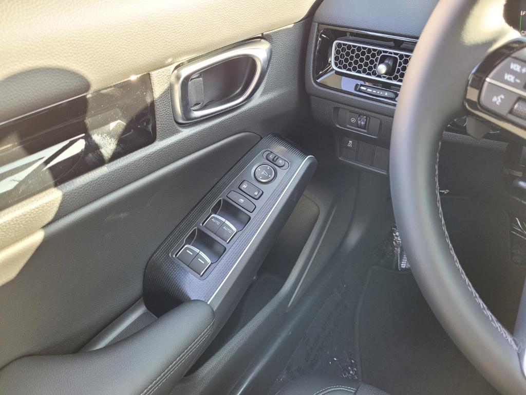 new 2025 Honda Civic Hybrid car, priced at $36,450