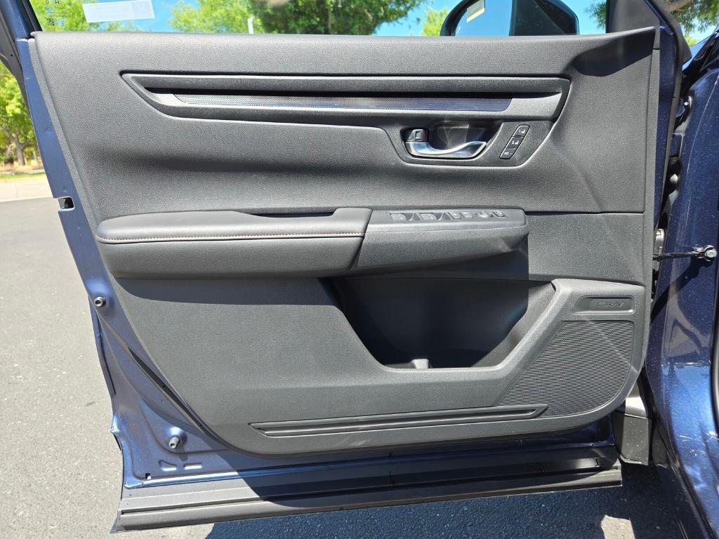 new 2026 Honda CR-V Hybrid car, priced at $41,870