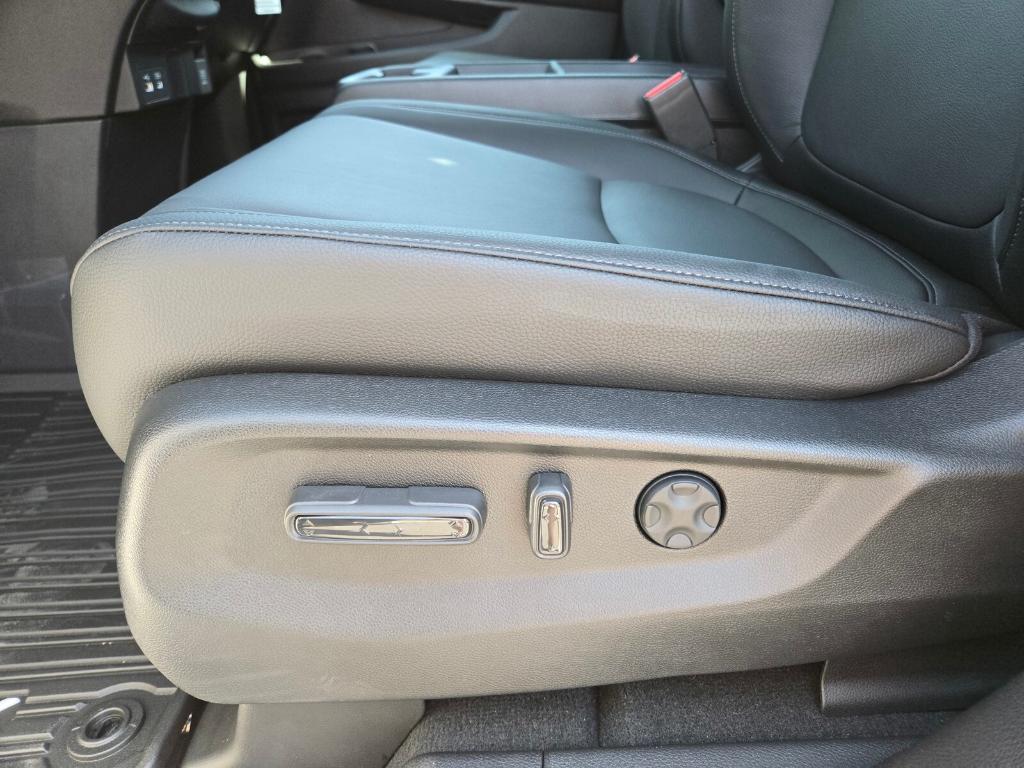 new 2025 Honda Odyssey car, priced at $45,820