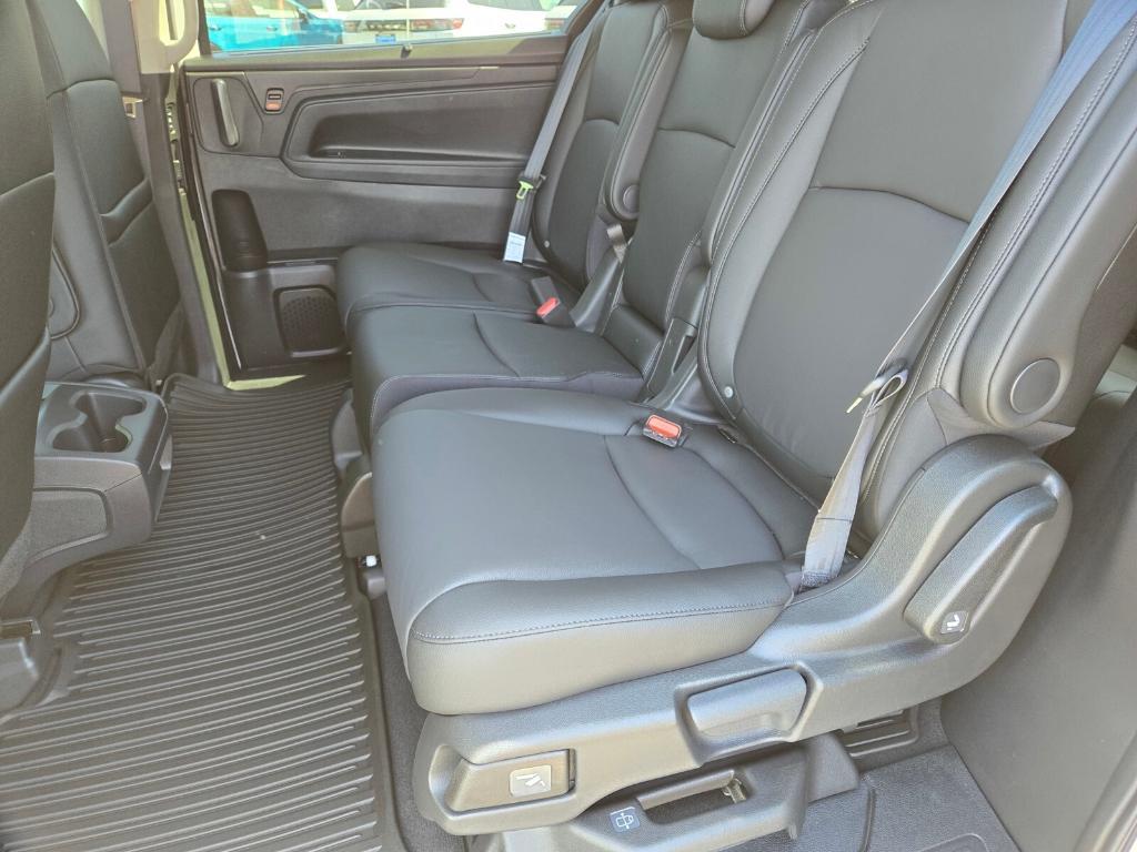 new 2025 Honda Odyssey car, priced at $45,820