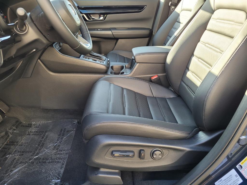 new 2025 Honda CR-V car, priced at $39,590