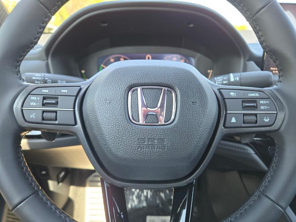 new 2025 Honda Accord Hybrid car, priced at $38,220