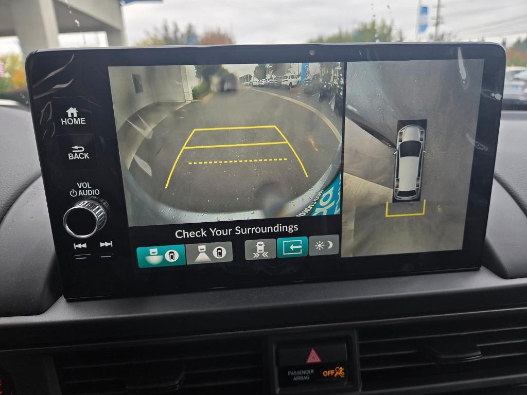 new 2025 Honda Pilot car, priced at $53,070