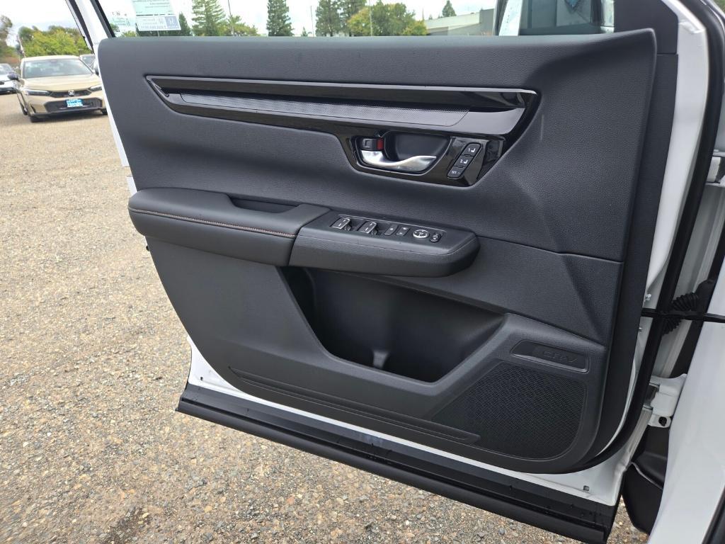 new 2026 Honda CR-V Hybrid car, priced at $45,850