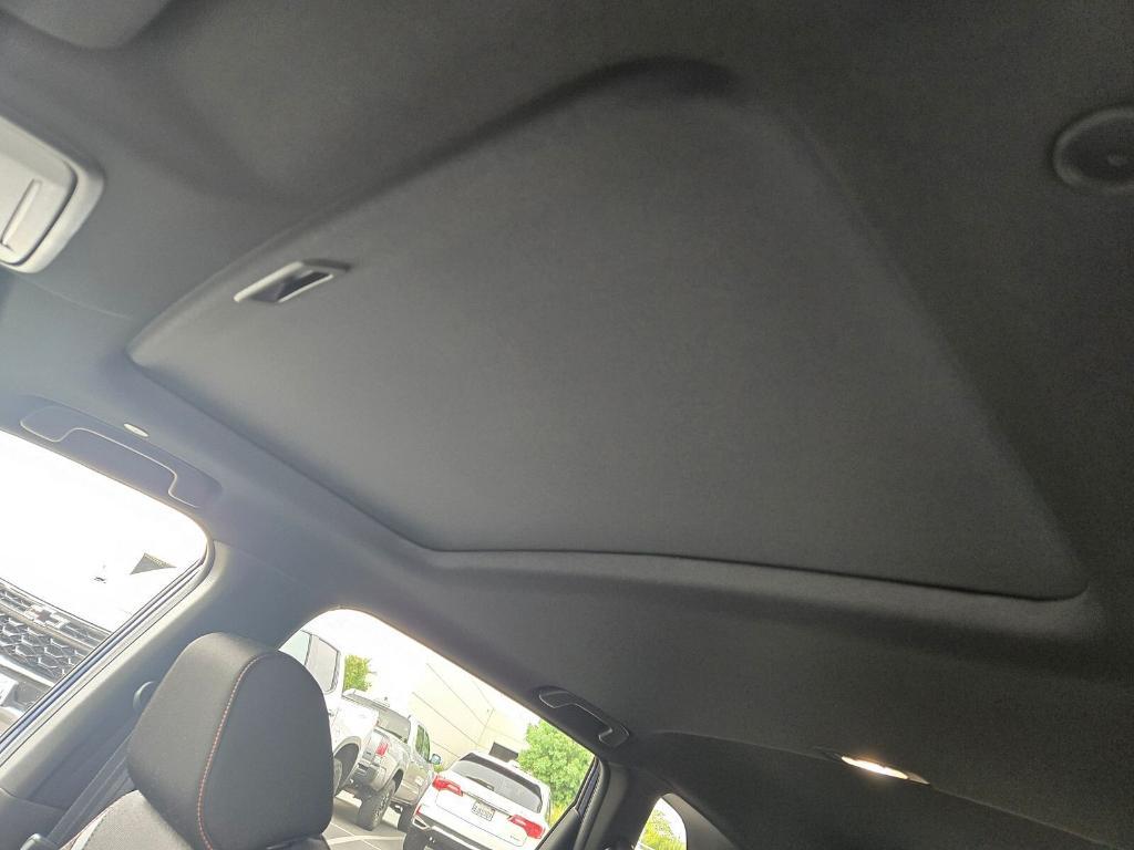 new 2026 Honda CR-V Hybrid car, priced at $40,275