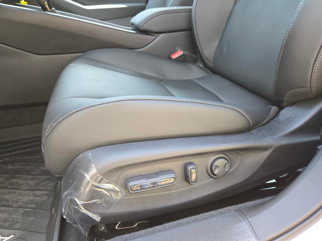 new 2025 Honda Accord Hybrid car, priced at $38,285