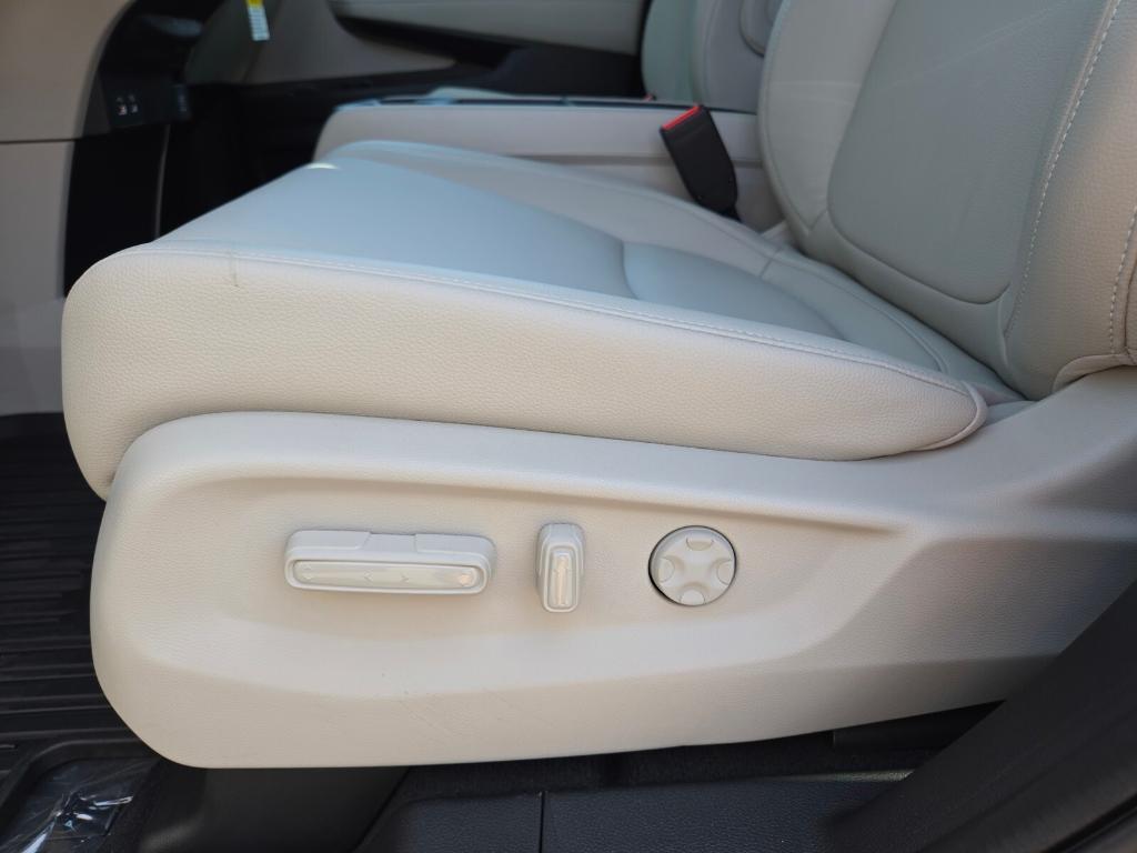 new 2025 Honda Odyssey car, priced at $45,365
