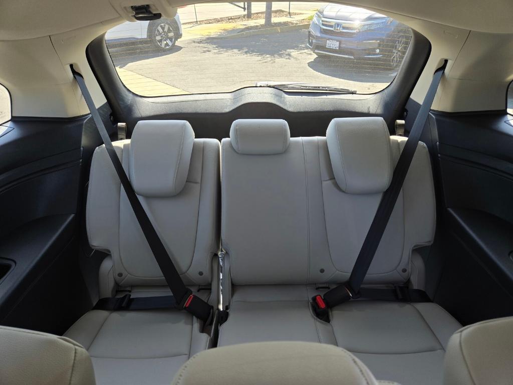 new 2025 Honda Odyssey car, priced at $45,365