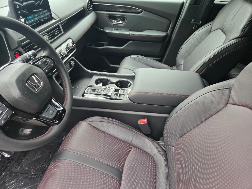 new 2025 Honda Pilot car, priced at $58,225