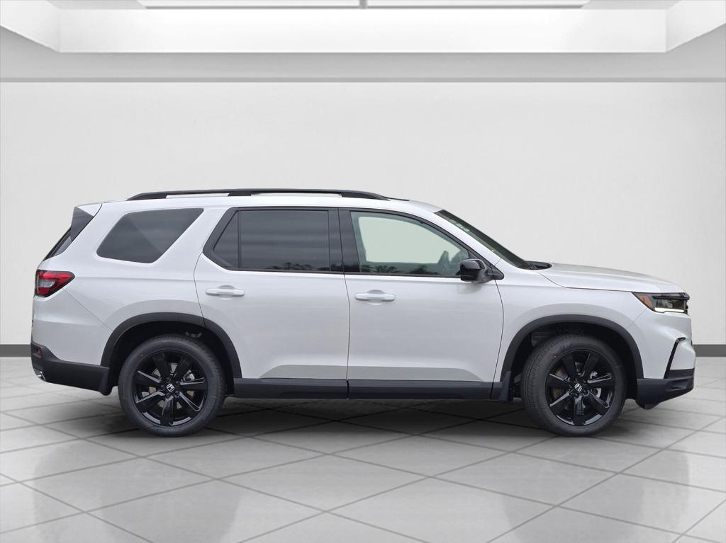 new 2025 Honda Pilot car, priced at $58,225