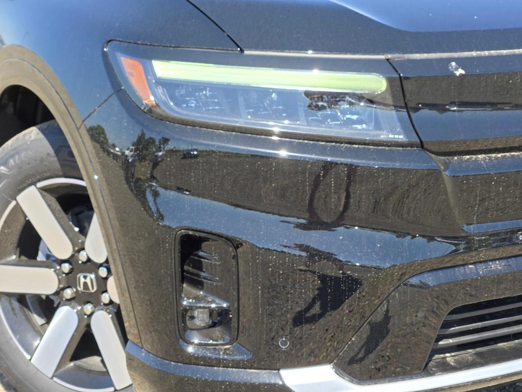 new 2025 Honda Prologue car, priced at $58,300