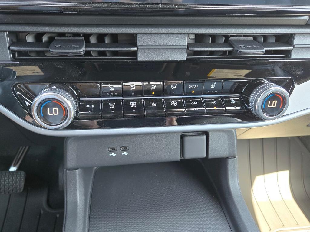 new 2025 Honda Prologue car, priced at $58,300