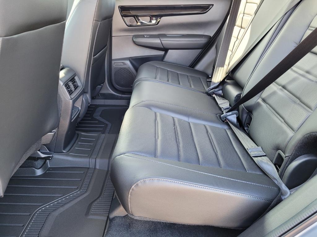 new 2025 Honda CR-V car, priced at $40,045