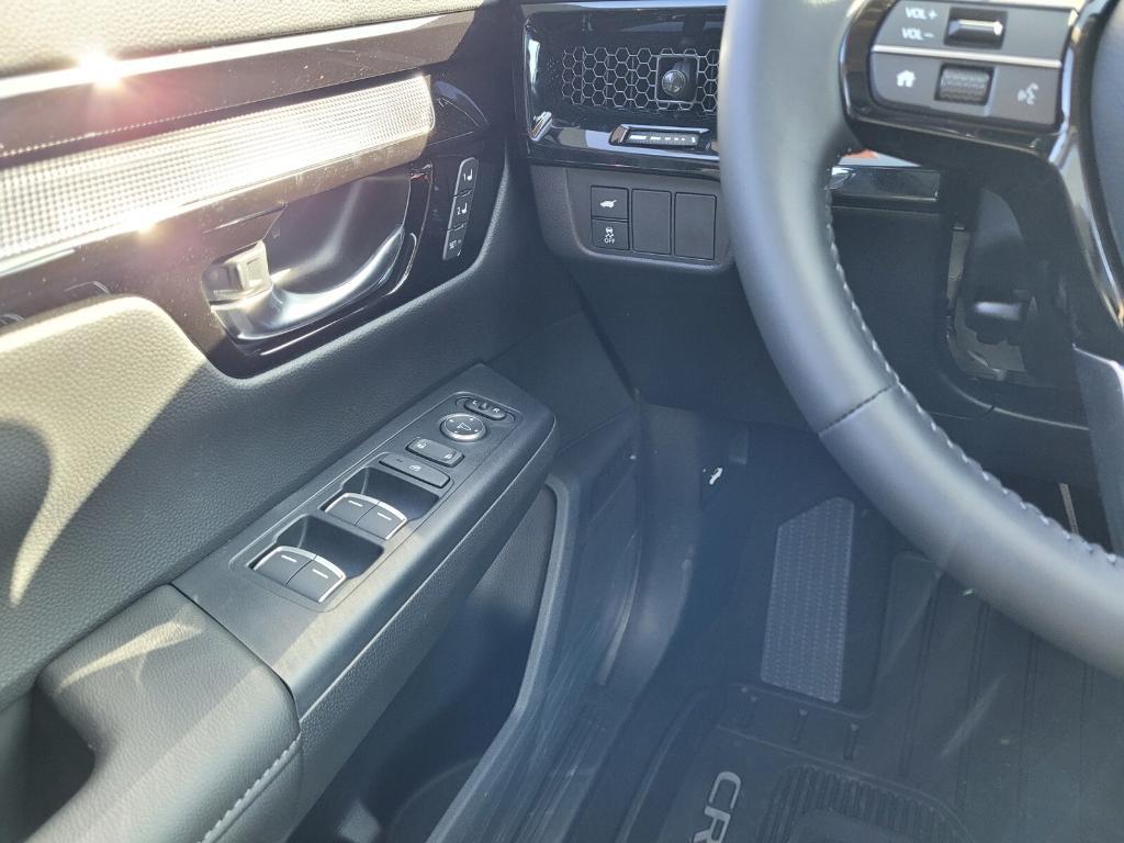 new 2025 Honda CR-V car, priced at $40,045