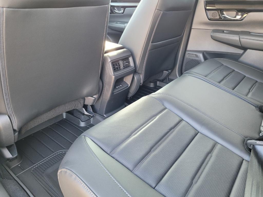 new 2025 Honda CR-V car, priced at $40,045