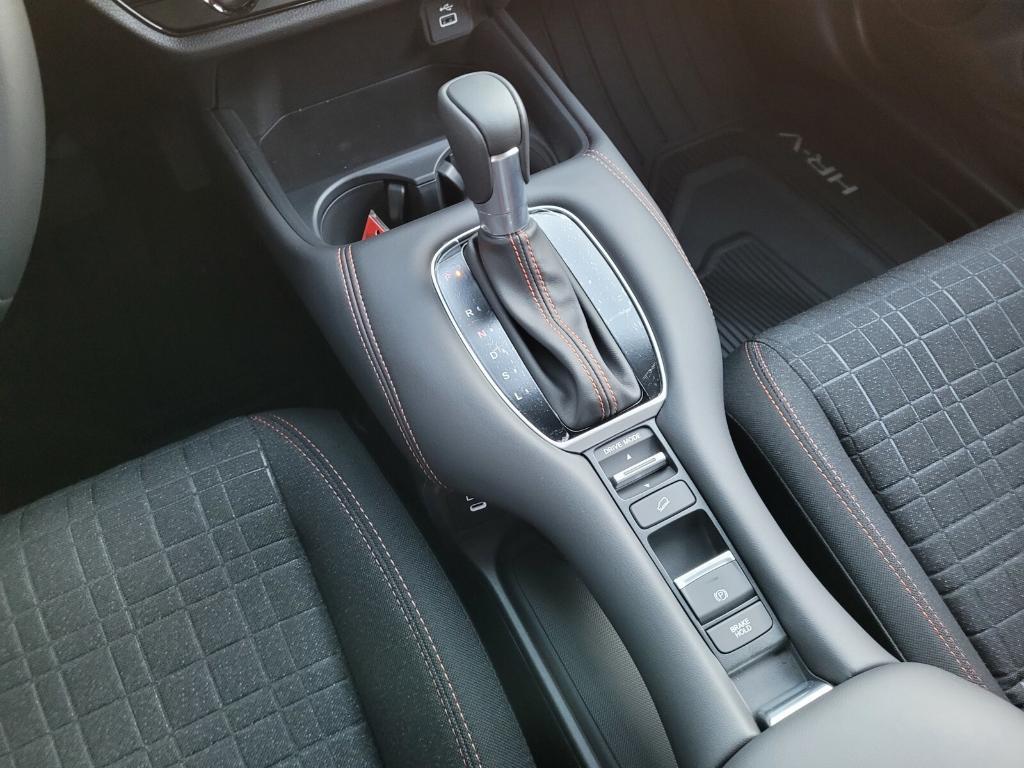 new 2025 Honda HR-V car, priced at $30,590