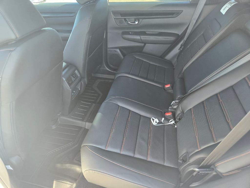 new 2026 Honda CR-V Hybrid car, priced at $43,825