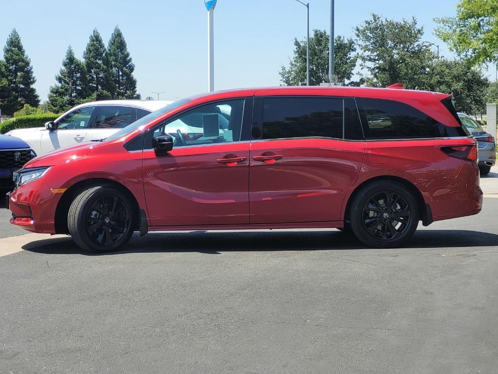 used 2024 Honda Odyssey car, priced at $42,618