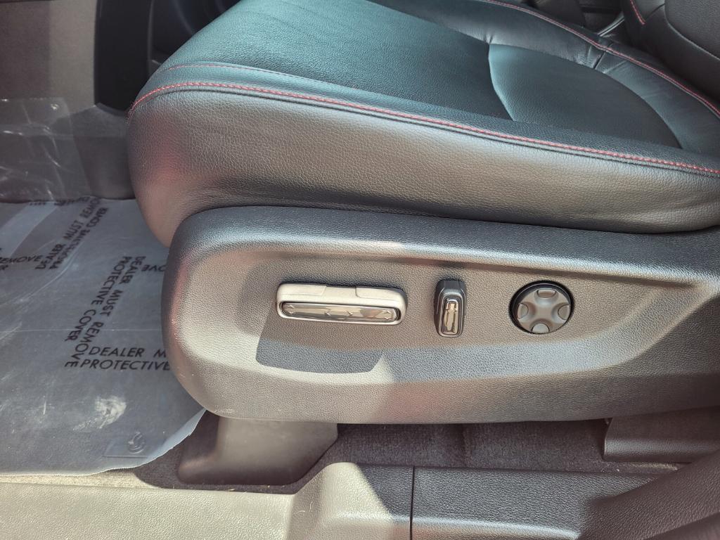 used 2024 Honda Odyssey car, priced at $42,618