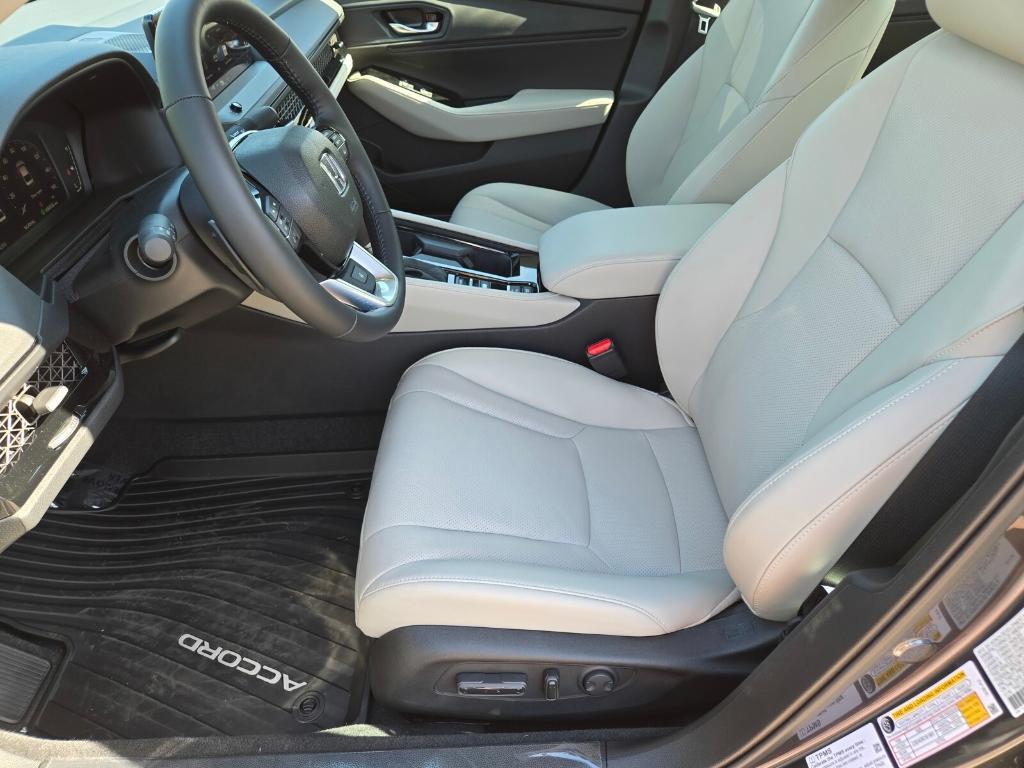 new 2025 Honda Accord Hybrid car, priced at $42,145