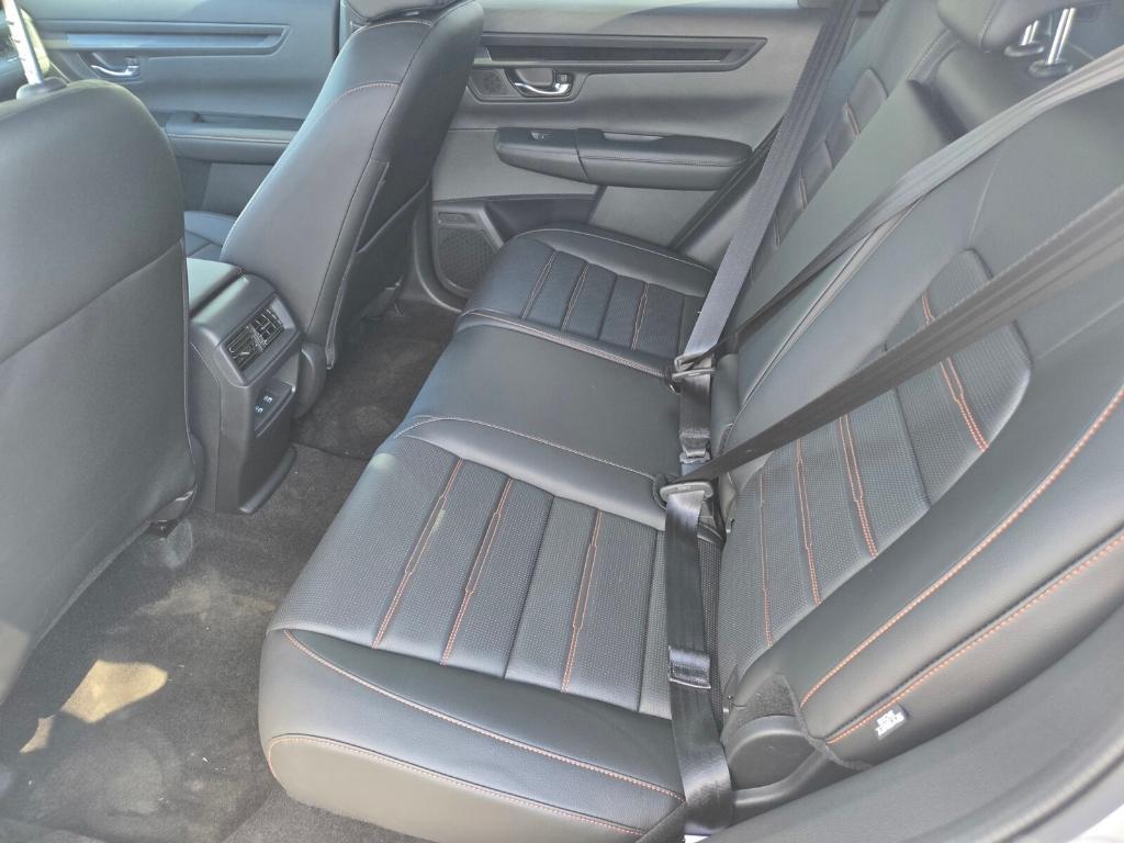 new 2026 Honda CR-V Hybrid car, priced at $43,370