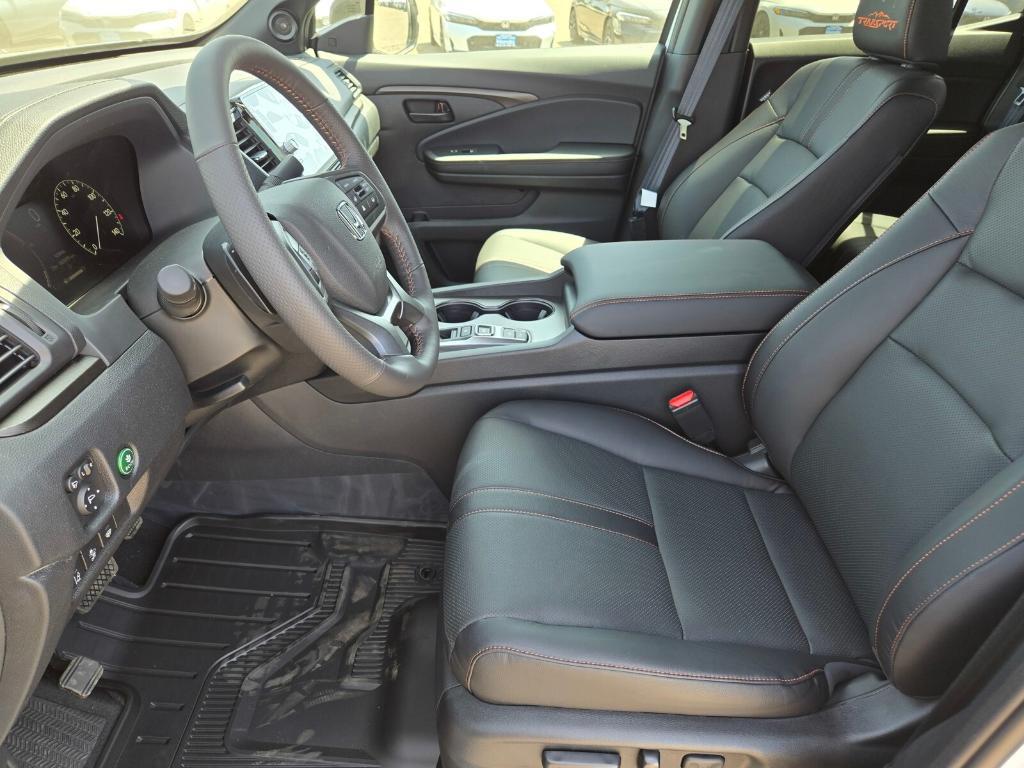 new 2025 Honda Ridgeline car, priced at $48,980