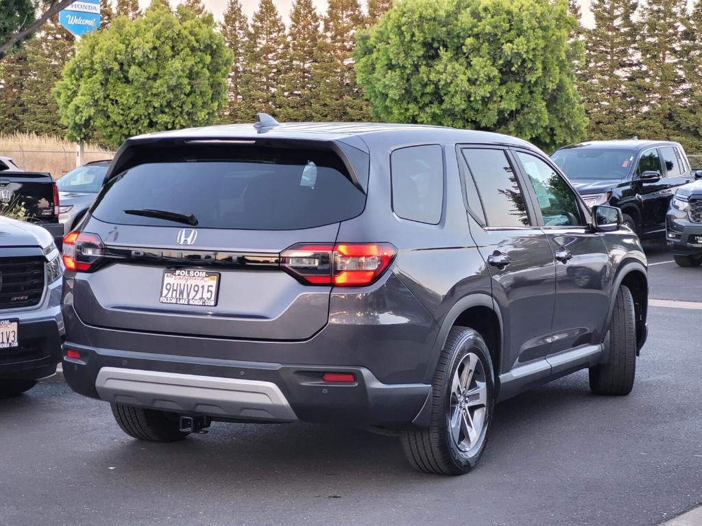 used 2023 Honda Pilot car, priced at $40,985