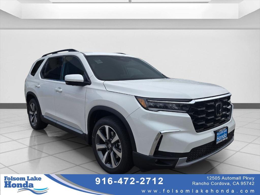 new 2025 Honda Pilot car, priced at $56,725