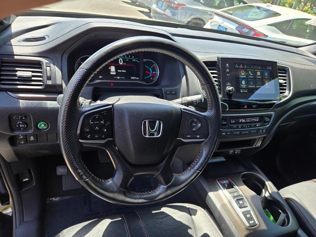 used 2022 Honda Pilot car, priced at $32,497