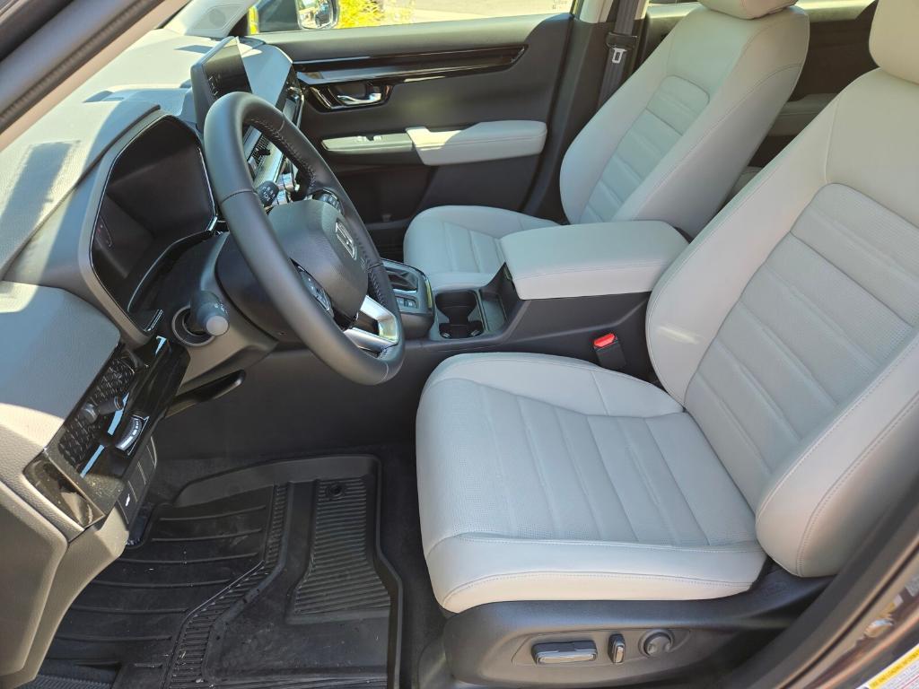 new 2026 Honda CR-V car, priced at $39,990