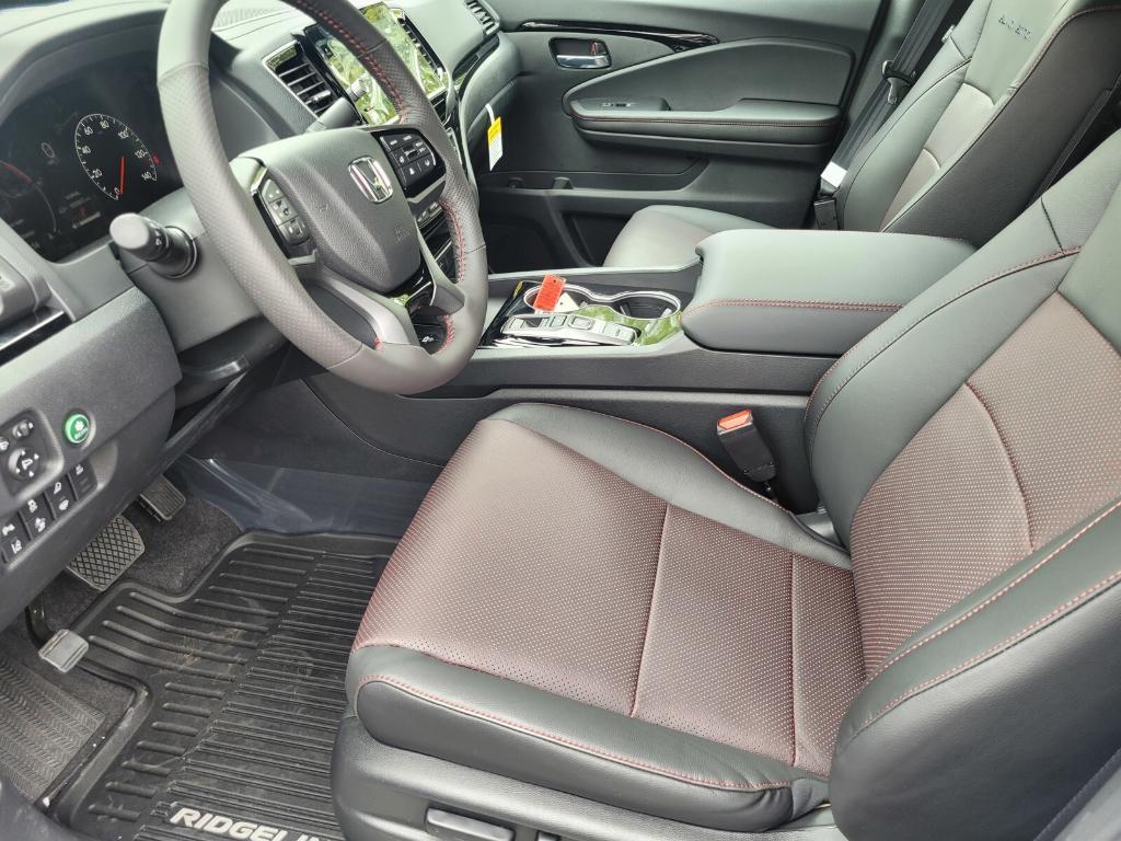 new 2025 Honda Ridgeline car, priced at $50,350