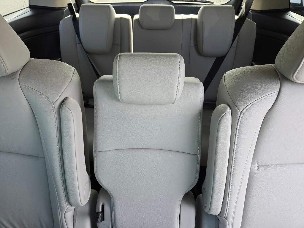 new 2025 Honda Odyssey car, priced at $46,060