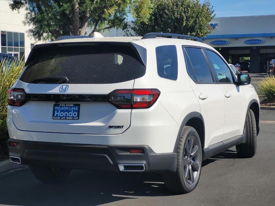 new 2025 Honda Pilot car, priced at $43,345