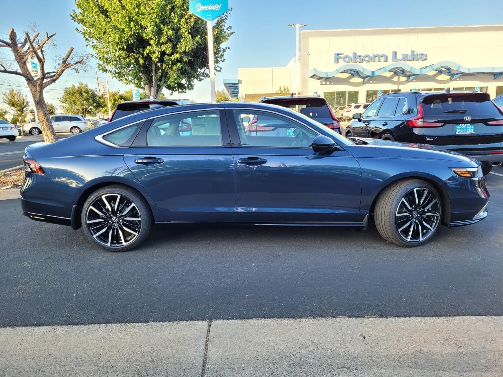 new 2025 Honda Accord Hybrid car, priced at $42,145