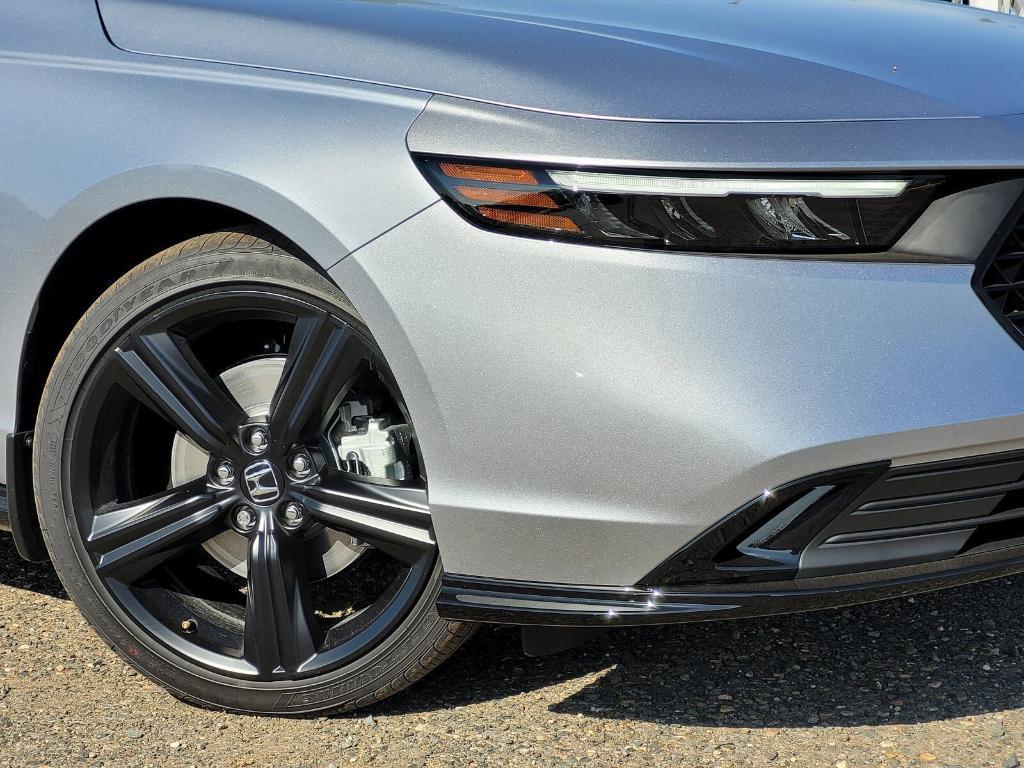 new 2025 Honda Accord Hybrid car, priced at $38,265