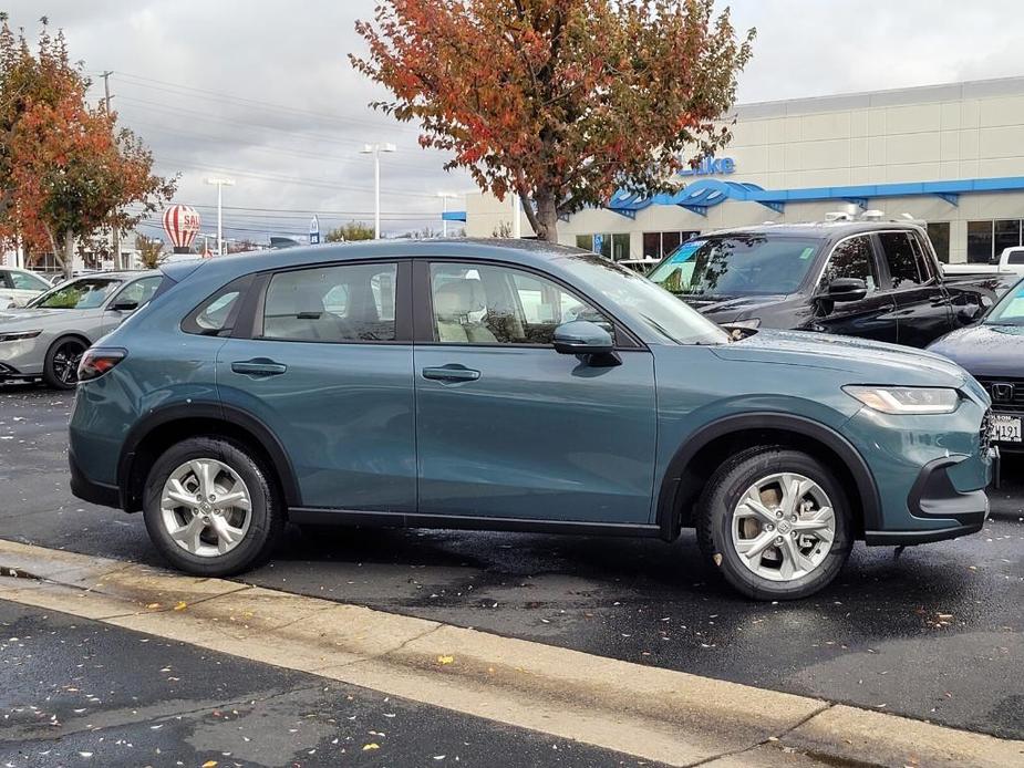 new 2025 Honda HR-V car, priced at $28,500