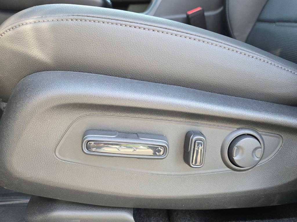 new 2025 Honda CR-V car, priced at $39,590