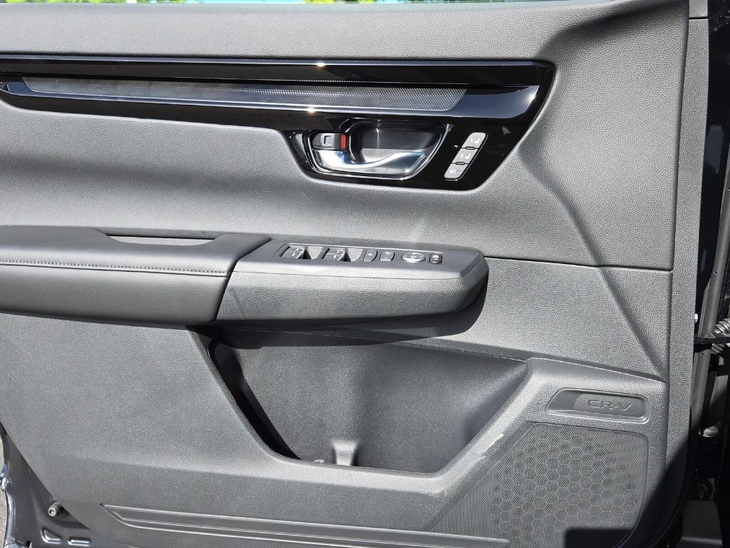 new 2025 Honda CR-V car, priced at $39,590