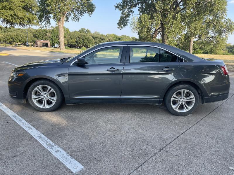 used 2015 Ford Taurus car, priced at $9,999