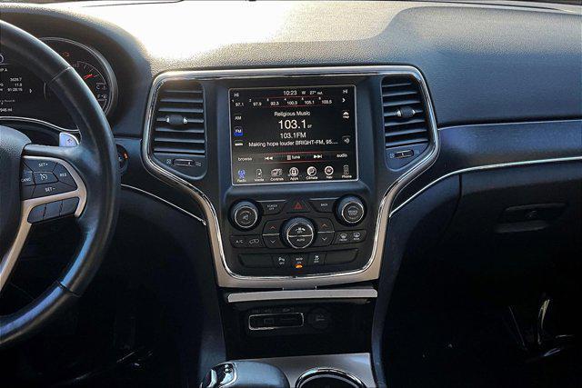 used 2015 Jeep Grand Cherokee car, priced at $15,900