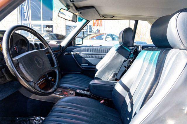 used 1986 Mercedes-Benz SL-Class car, priced at $27,500