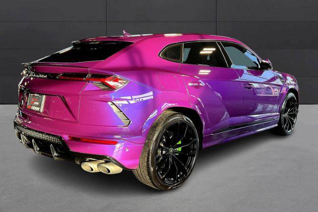 used 2022 Lamborghini Urus car, priced at $224,900